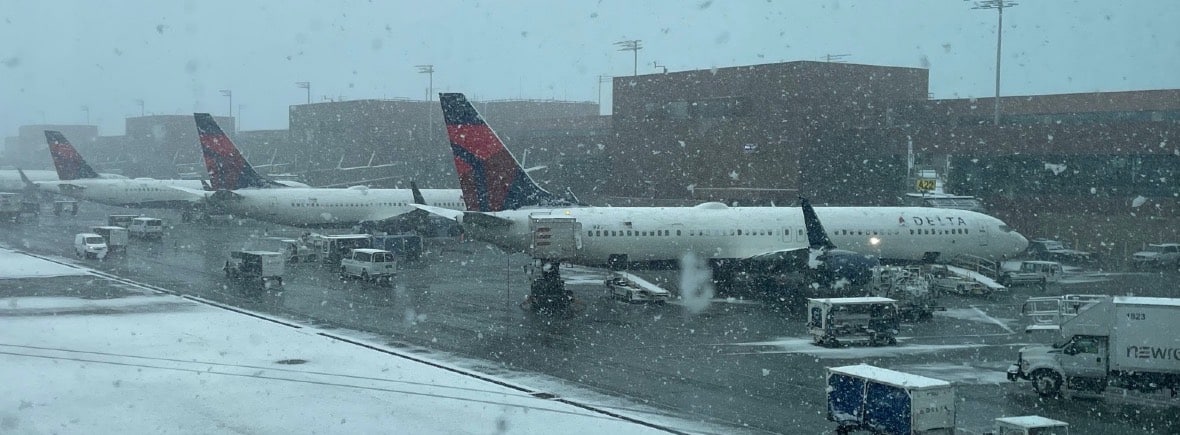 Salt Lake City Airport Delta Hub ©Ultimate-Ski.com