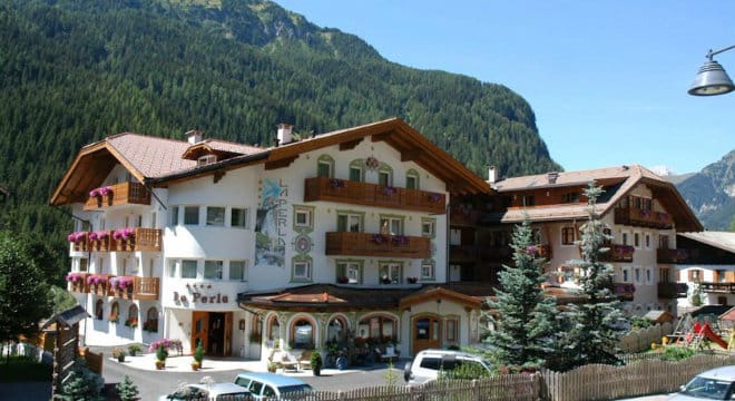 Hotel La Perla Canazei Val di Fassa